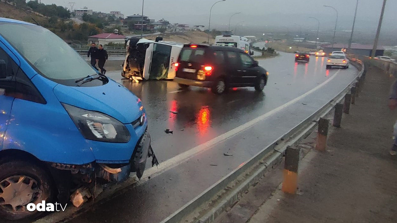 Kahramanmaraş'ta 9 araba kaza yaptı.