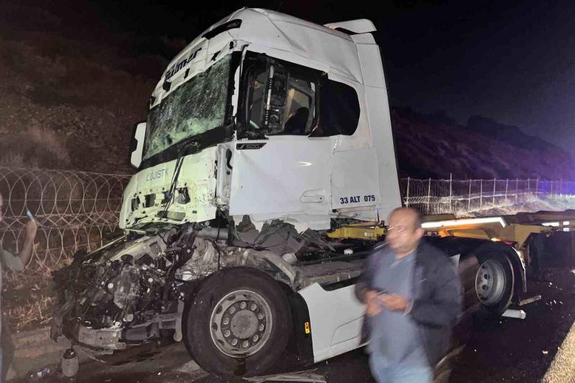 Tarsus'ta ardışık kaza: Bir kişi yaralandı