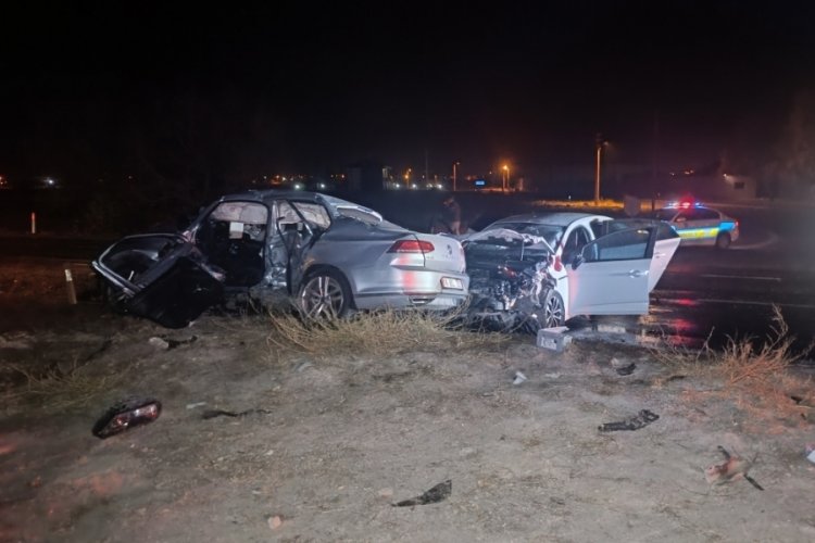 Ölü ve yaralıların çok olduğu feci trafik kazası!