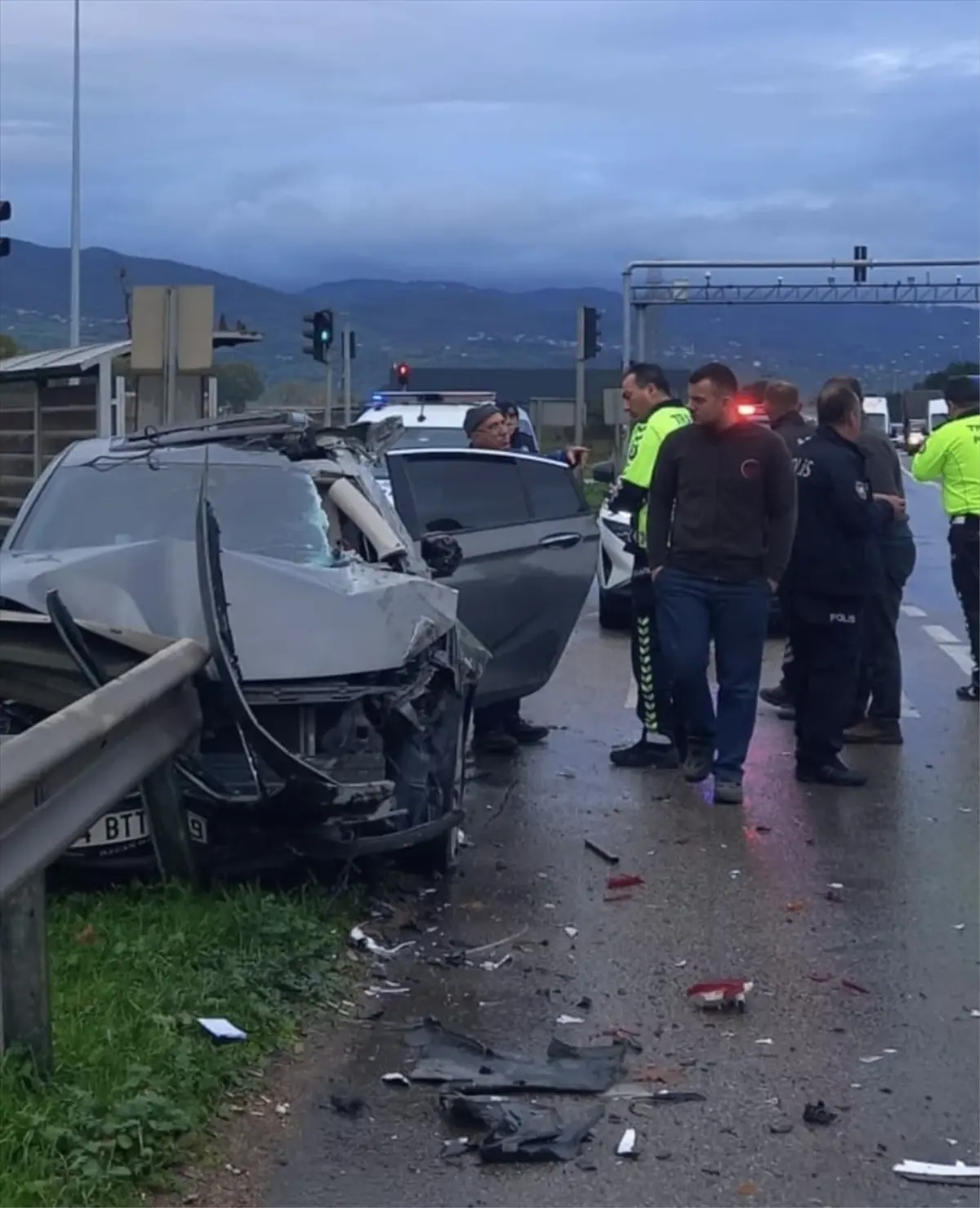 Samsun'da Trafik Olayı: 3 Yaralı