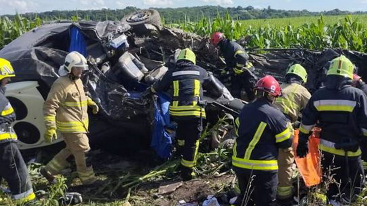 Rusya'da kaza: 7 kişi vefat etti, 12 kişi yaralandı.