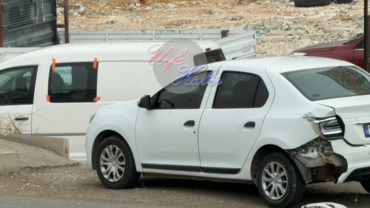 Şanlıurfa Sırrın Kavşağı'nda Trafik Kaza Olayı Yaşandı