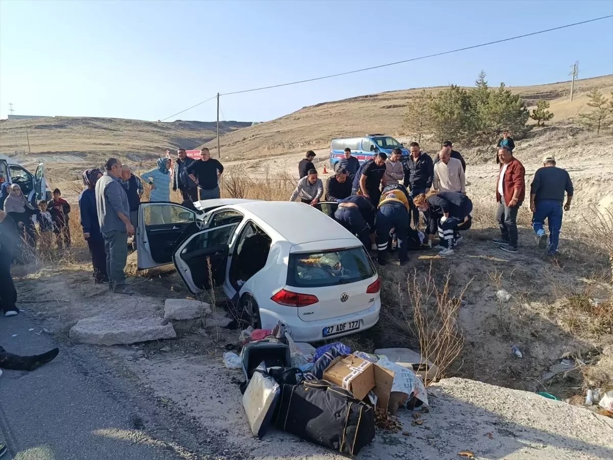 İscehisar'da Trafik Kazasında 1 Kişi Hayatını Kaybetti, 2 Kişi Yaralandı.