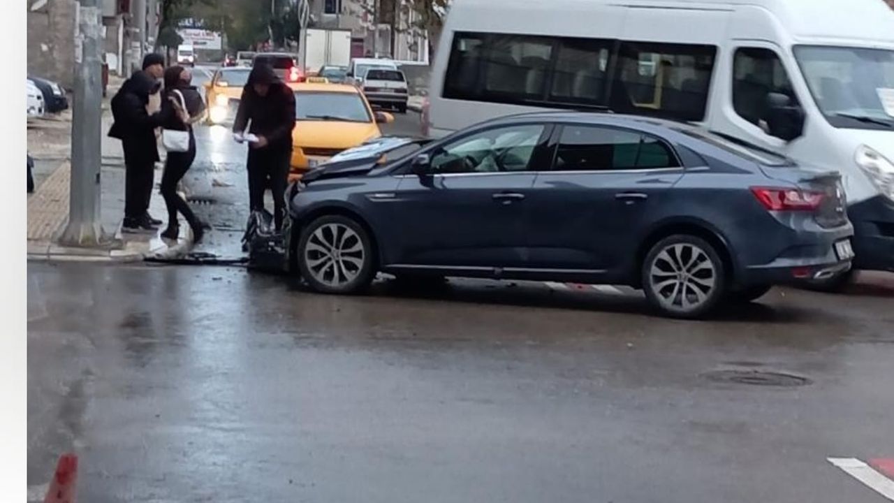 Elazığ'da kaza var: 1 kişi yaralı