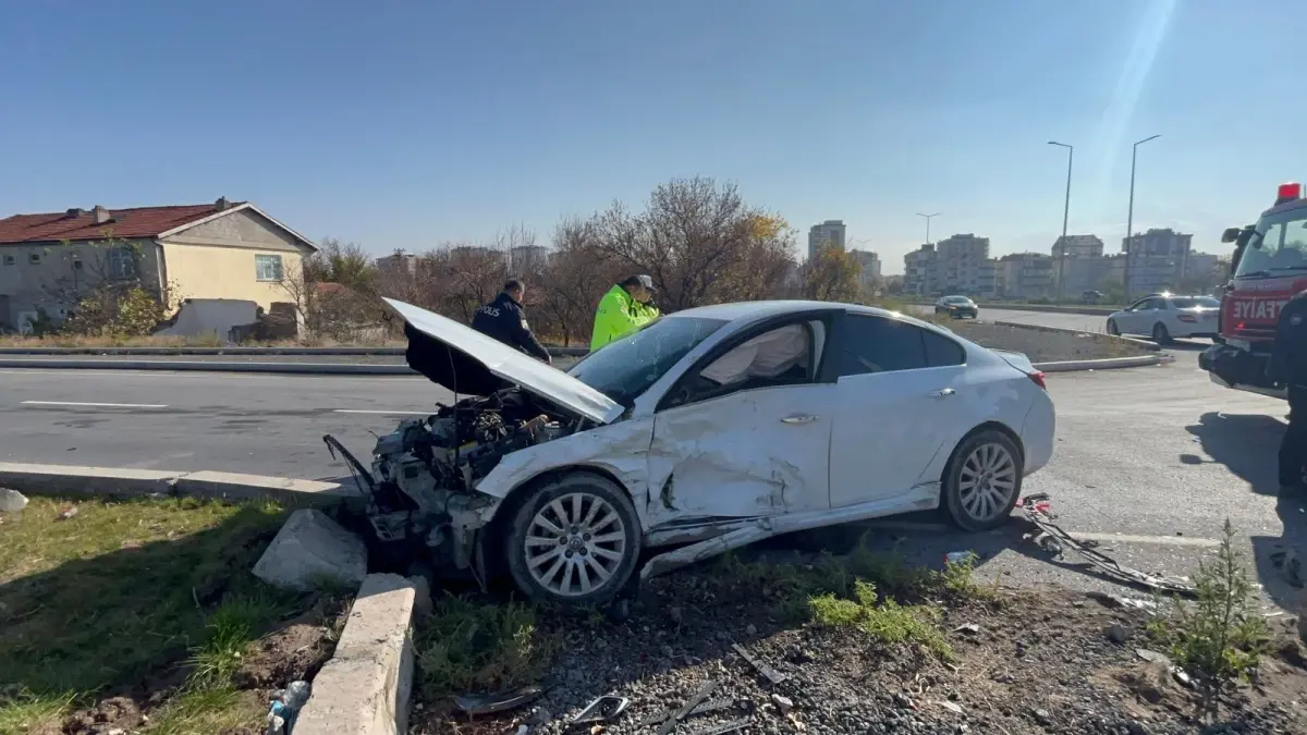 Kayseri'de Kaza: 5 Yaralı