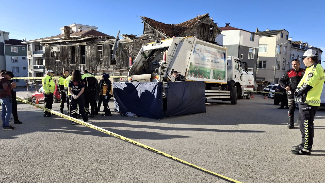 Sinop'ta kadın, çöp kamyonu çarpması sonucu yaşamını yitirdi.