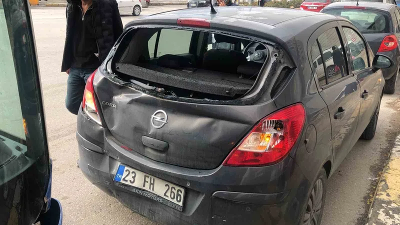 Elazığ'da kaza: 2 yaralı var. 