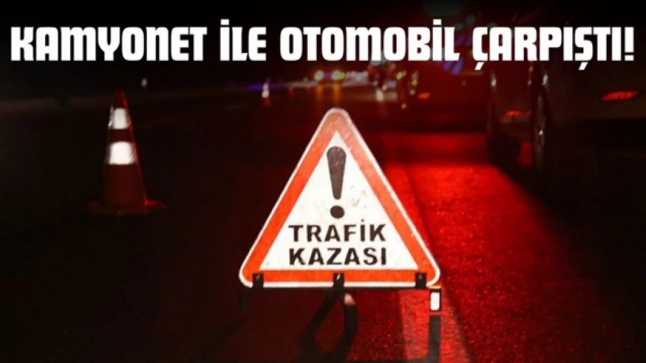 Kastamonu'da Kamyonet ve Otomobil Kaza Yaptı!