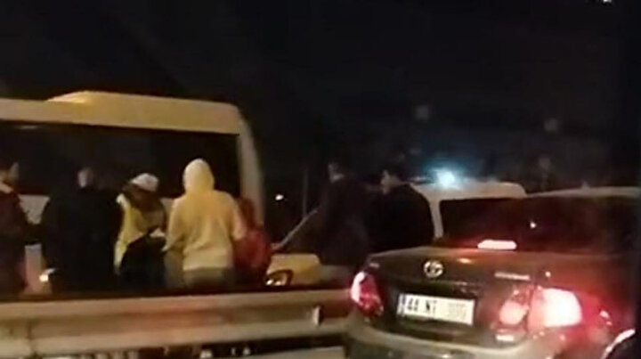 Malatya'da ardışık trafik kazası: İki kişi yaralandı