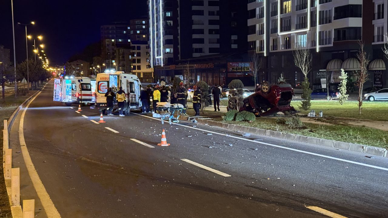 Nevşehir'de gerçekleşen trafik kazasında 4 kişi yaralandı.