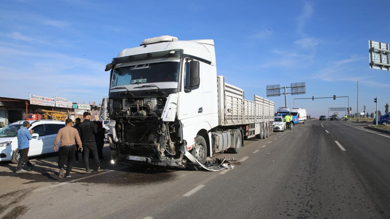 Diyarbakır'da trajik kaza: 4 ölü, 1 yaralı