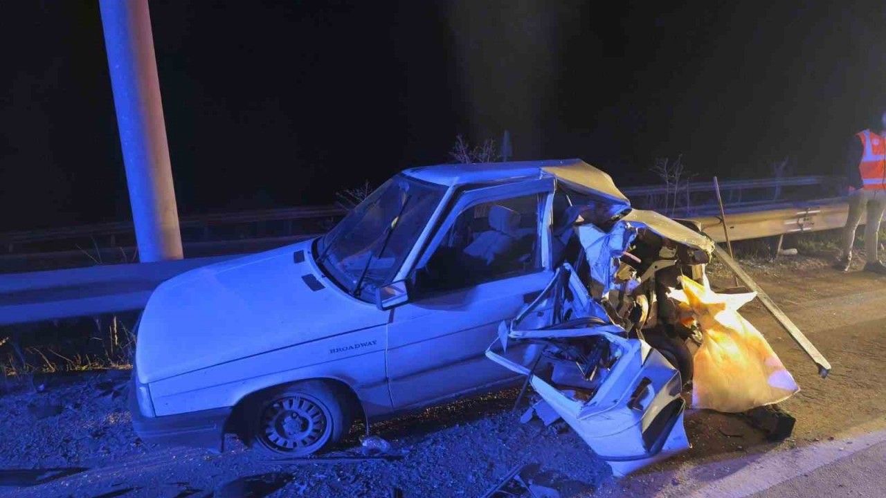 Bilecik’te araç çarpışması: Kamyon aracı arkadan çarptı