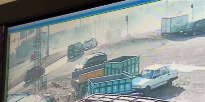 Diyarbakır'daki trafik kazasında 4 kişi hayatını kaybetti.