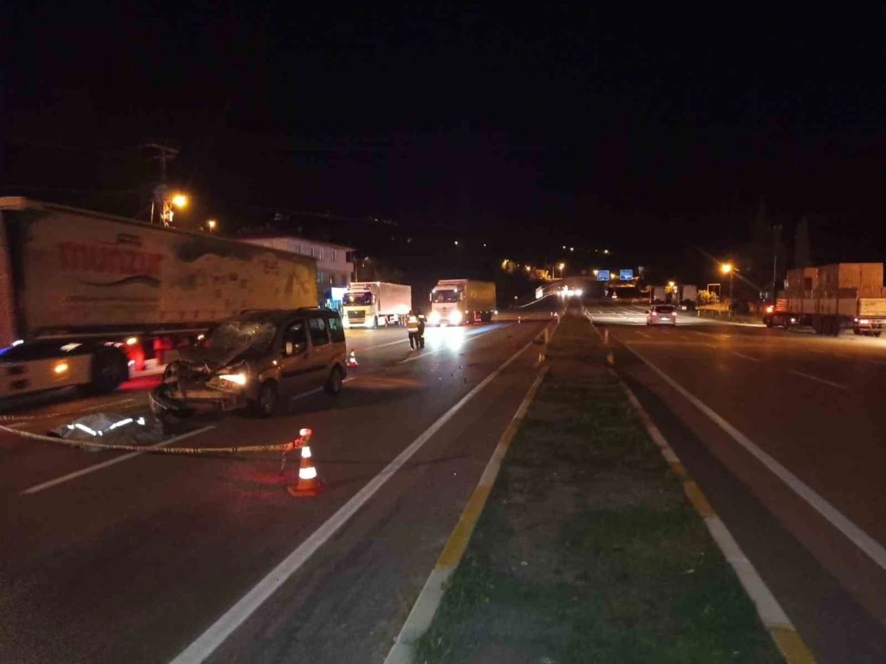 Sivas'ta bir trafik kazasında bir kişi yaşamını yitirdi.
