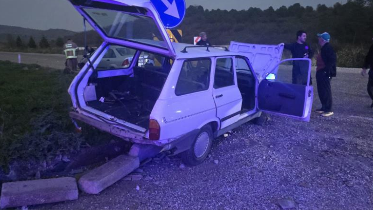 Kaza sonucunda yaralılar var: Karayolu çarpışması