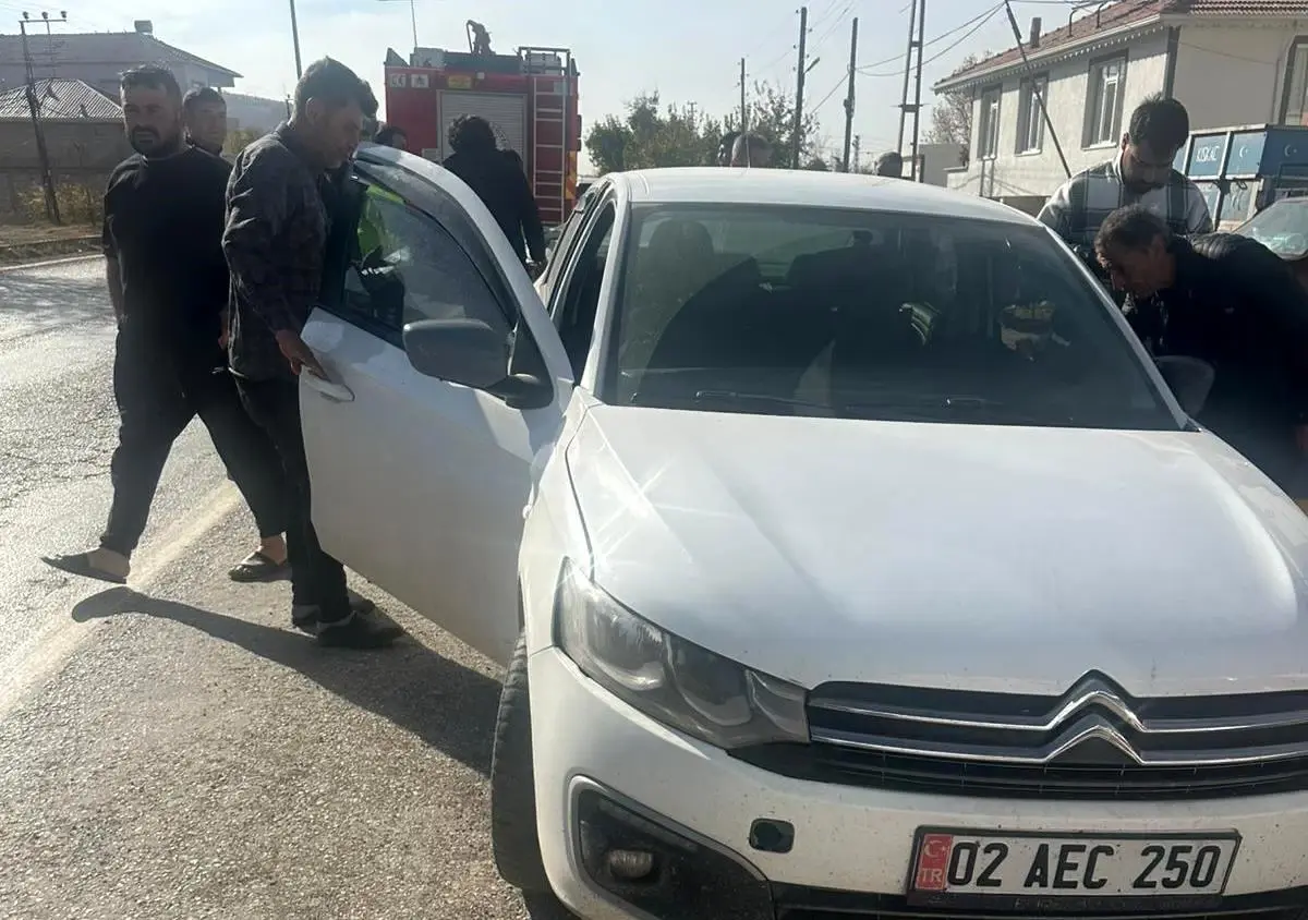 Gölbaşı'nda trafik kazasında 1 kişi yaralandı.