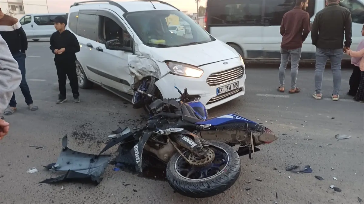 Silopi'de meydana gelen trafik kazasında 2 kişi yaralandı.
