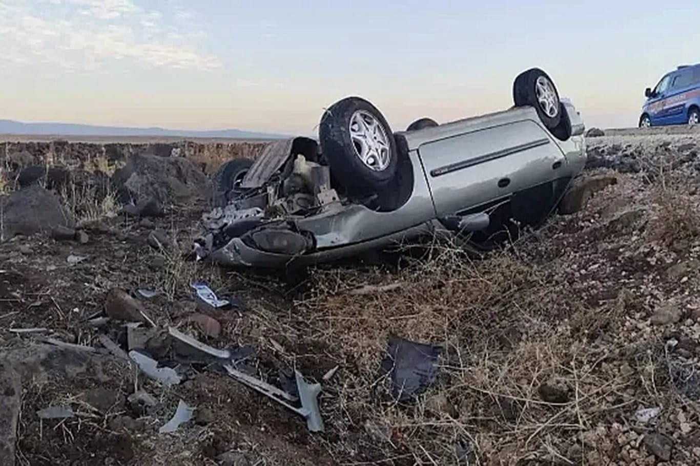 Siverek'te kaza: 4 aileden yaralılar