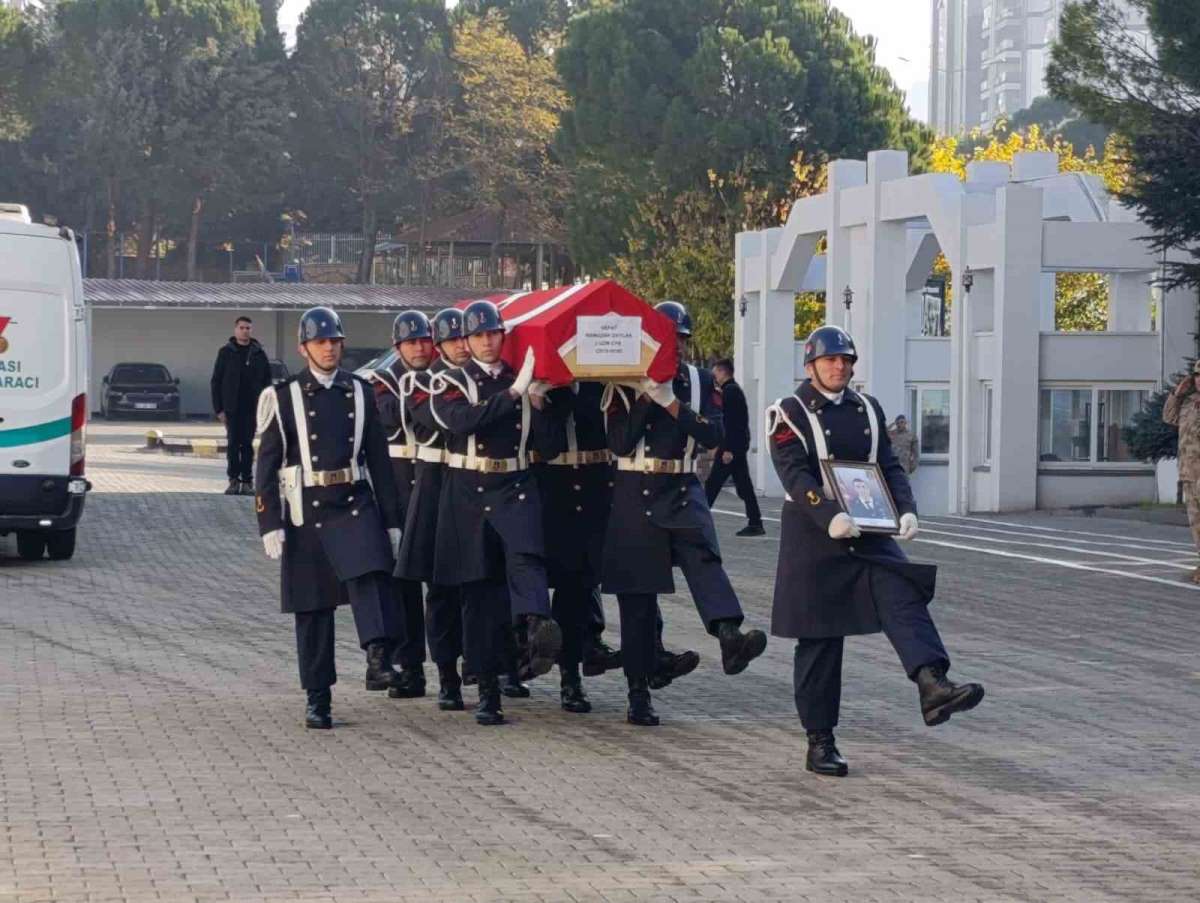 Uzman çavuş için trafik kazasında ölen kişi için tören düzenlendi.