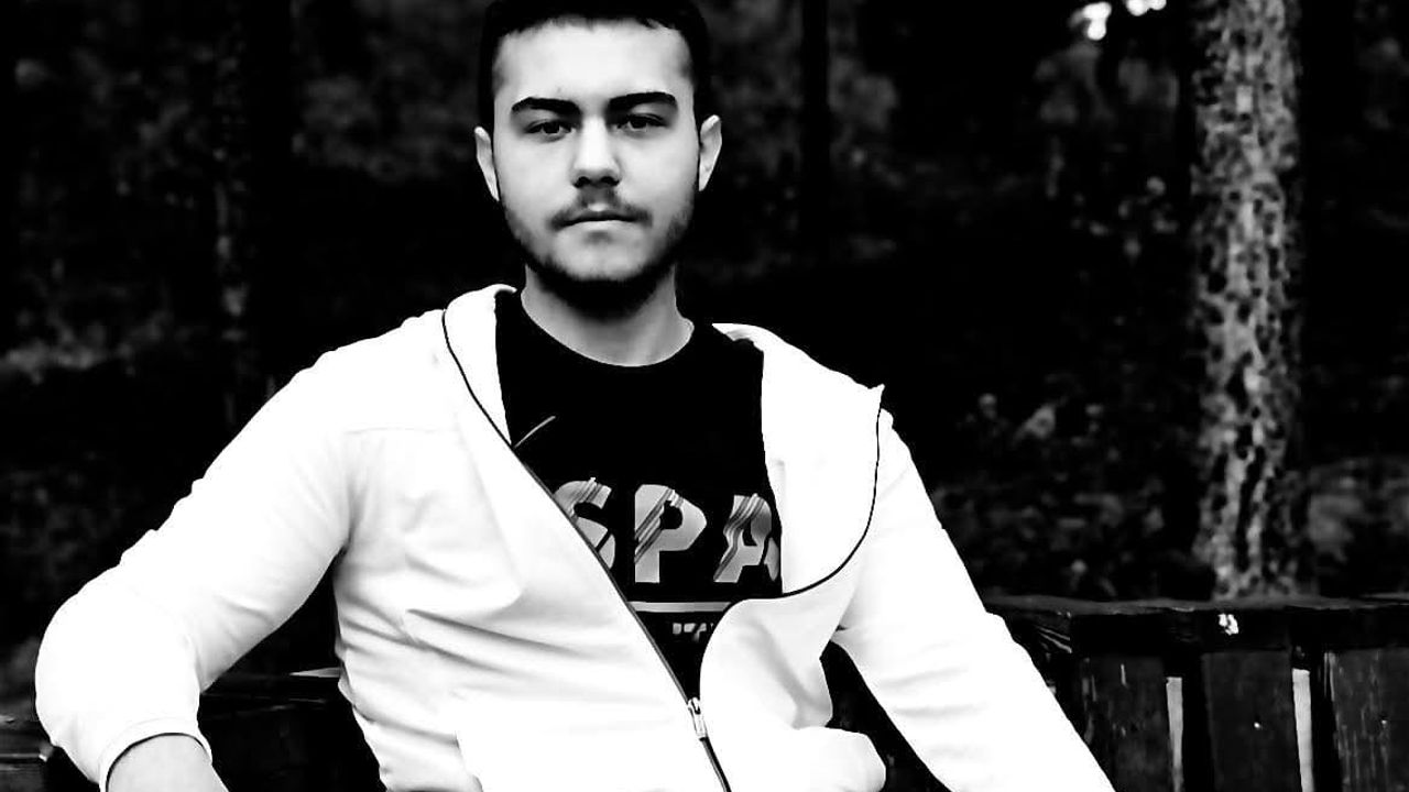 Kütahya'da trafik kazası: Cesur ailesi acıya boğuldu.