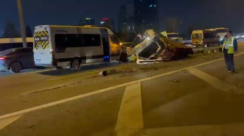 TEM Otoyolu'nda peş peşe gelen trafik kazası