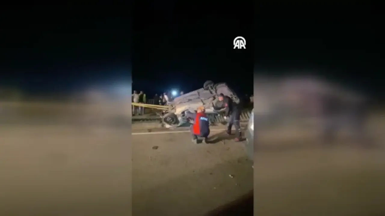 Bayat'ta gerçekleşen trafik kazasında 1 kişi hayatını kaybetti, 3 kişi ise yaralandı.