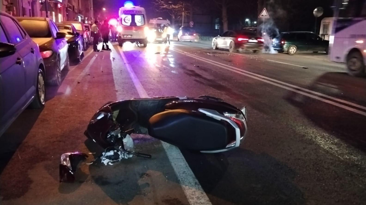 Genç motosiklet sürücüsü hayatını kaybetti.