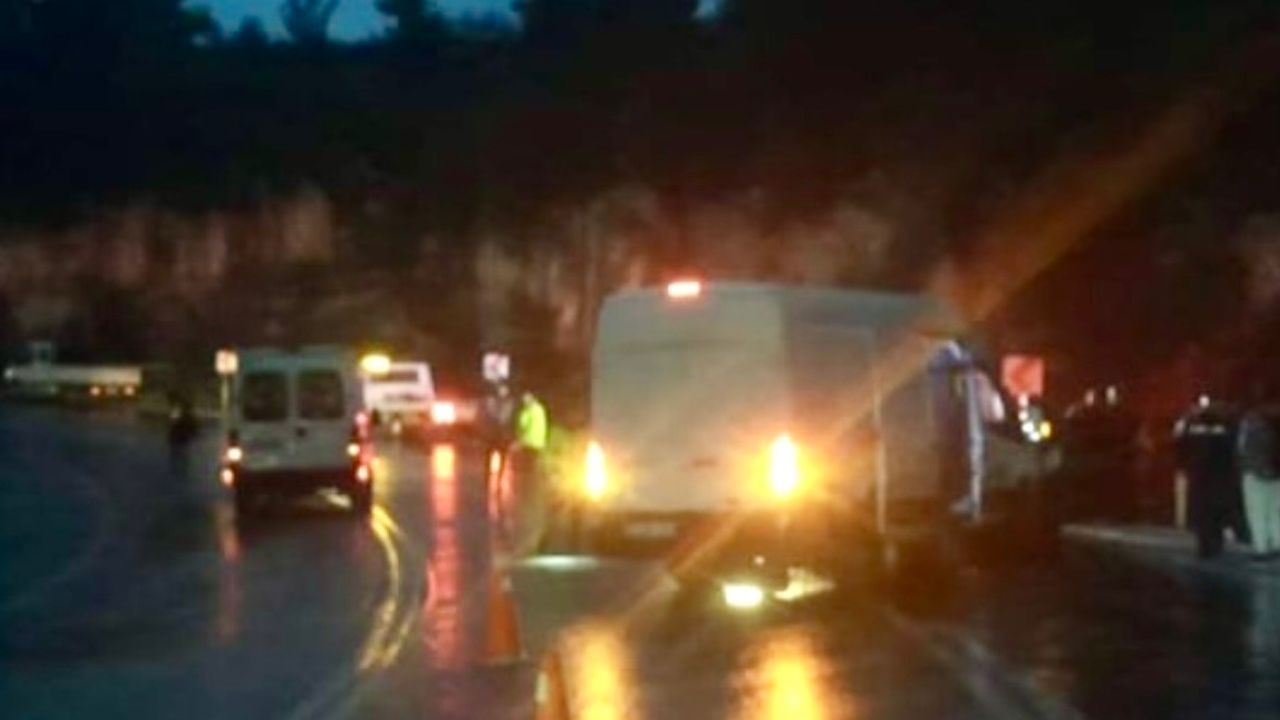 Antalya'da trafik kazası sonucu 5 kişi yaralandı.
