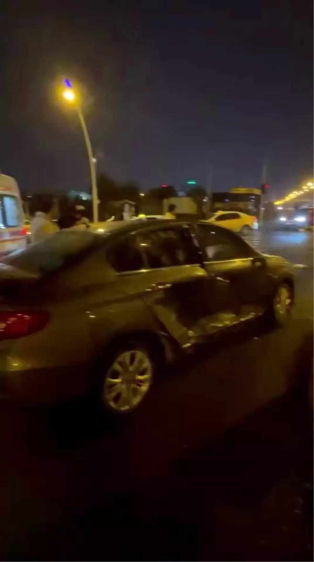 Diyarbakır’da Trafik Kazası: 2 Kişi Yaralandı