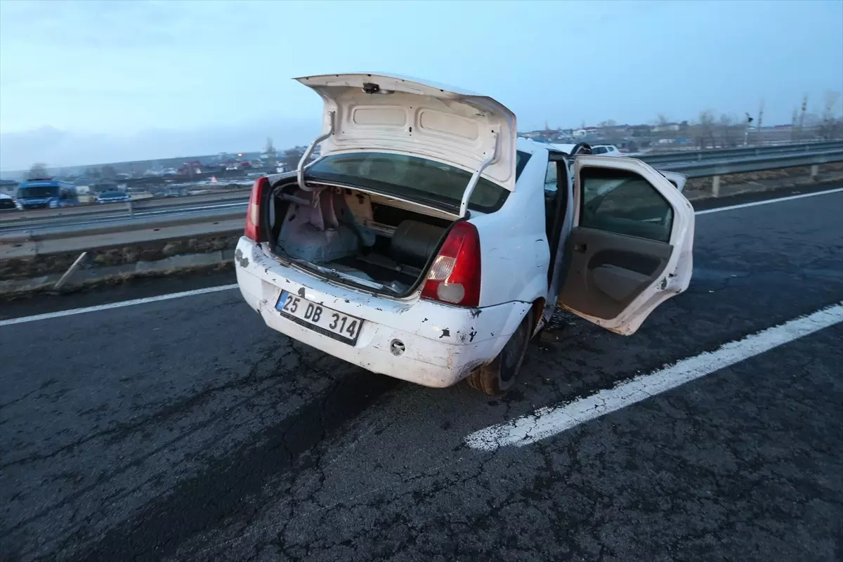 6 kişinin yaralandığı bir trafik kazası Kars'ta meydana geldi.