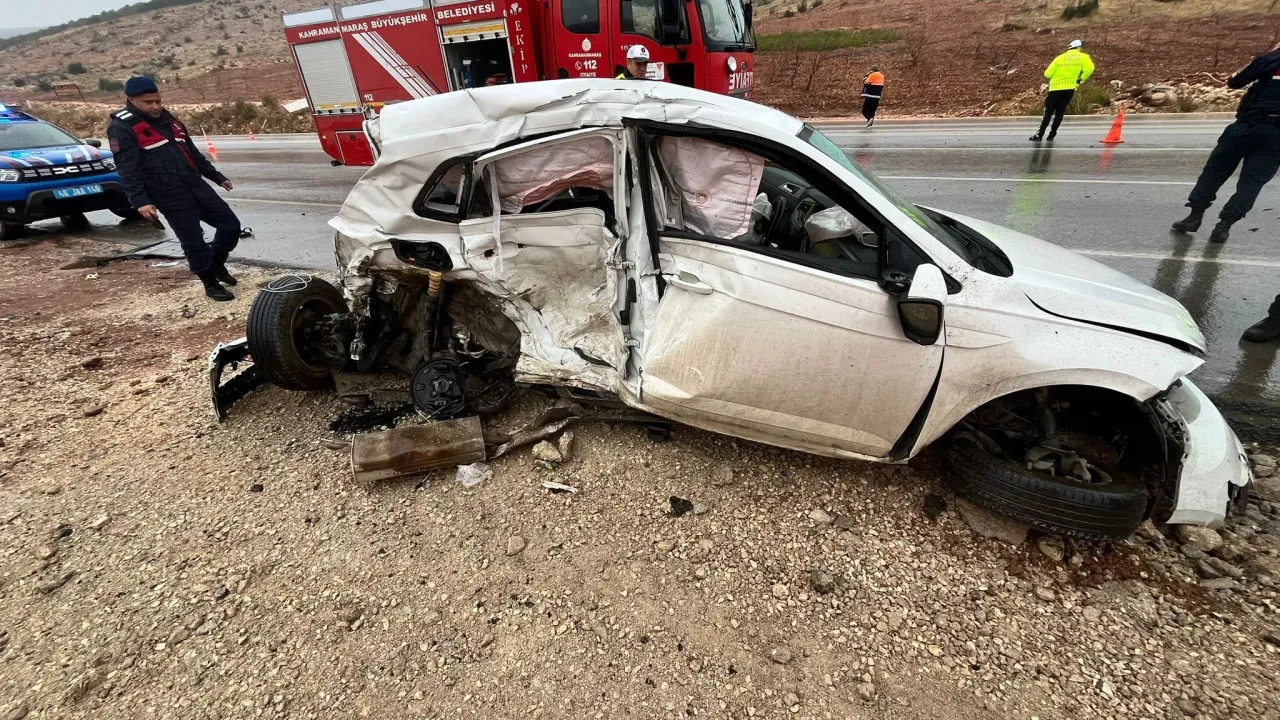 Trafik Kazasında 1 Ölü, 2 Yaralı Varmış.