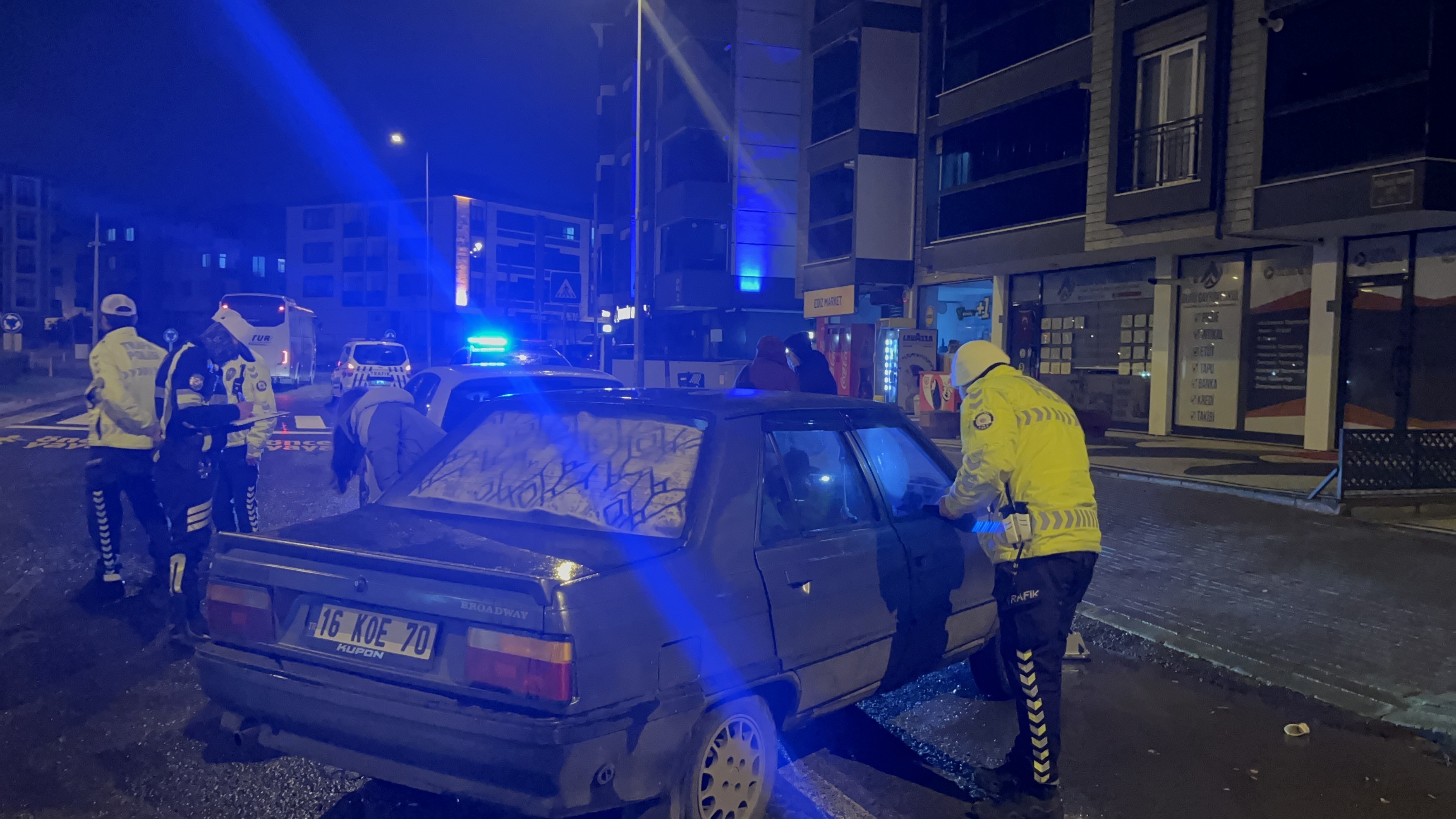 'Olay yerinden ayrılırken "Ağabeyimi telefonla arayacağım" dedi ve sonra kayboldu.'