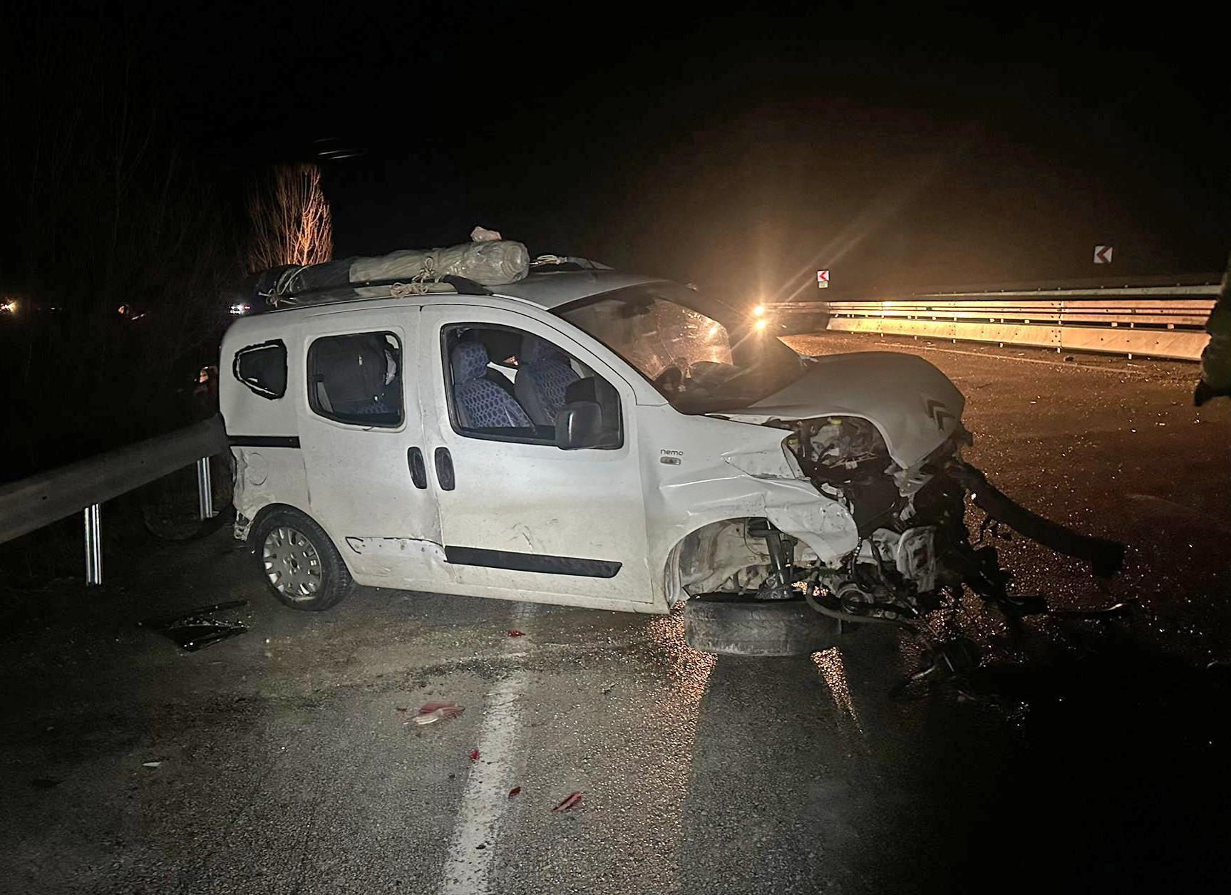 Çorum’da zincirleme kaza sonucu 4 kişi yaralandı.