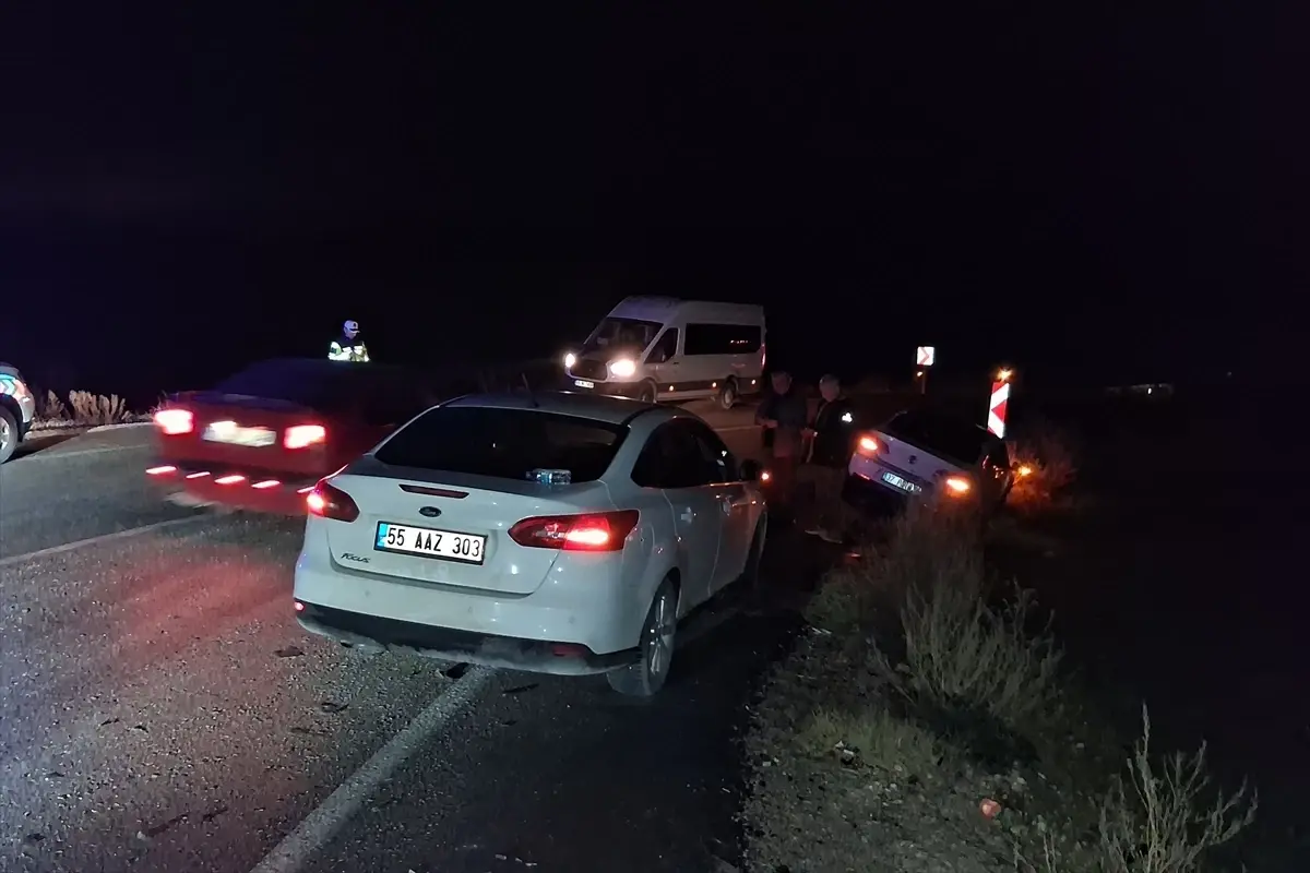 Samsun'da trafik kazası meydana geldi, yaralı sayısı 3.