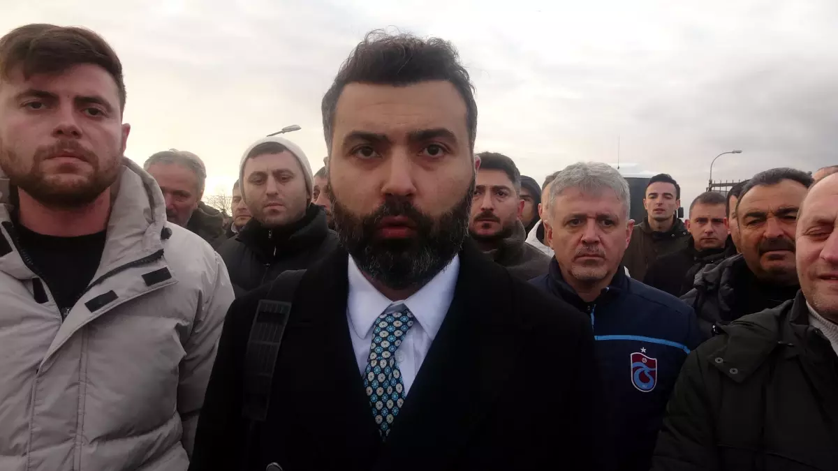 Erciş'teki trafik kazası davası ertelendi.