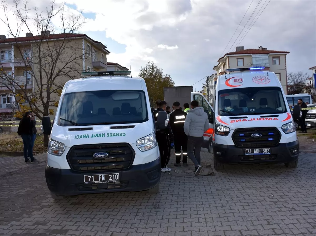 Kırıkkale'de trafik kazasında yaşlı bir kadın yaşamını yitirdi.