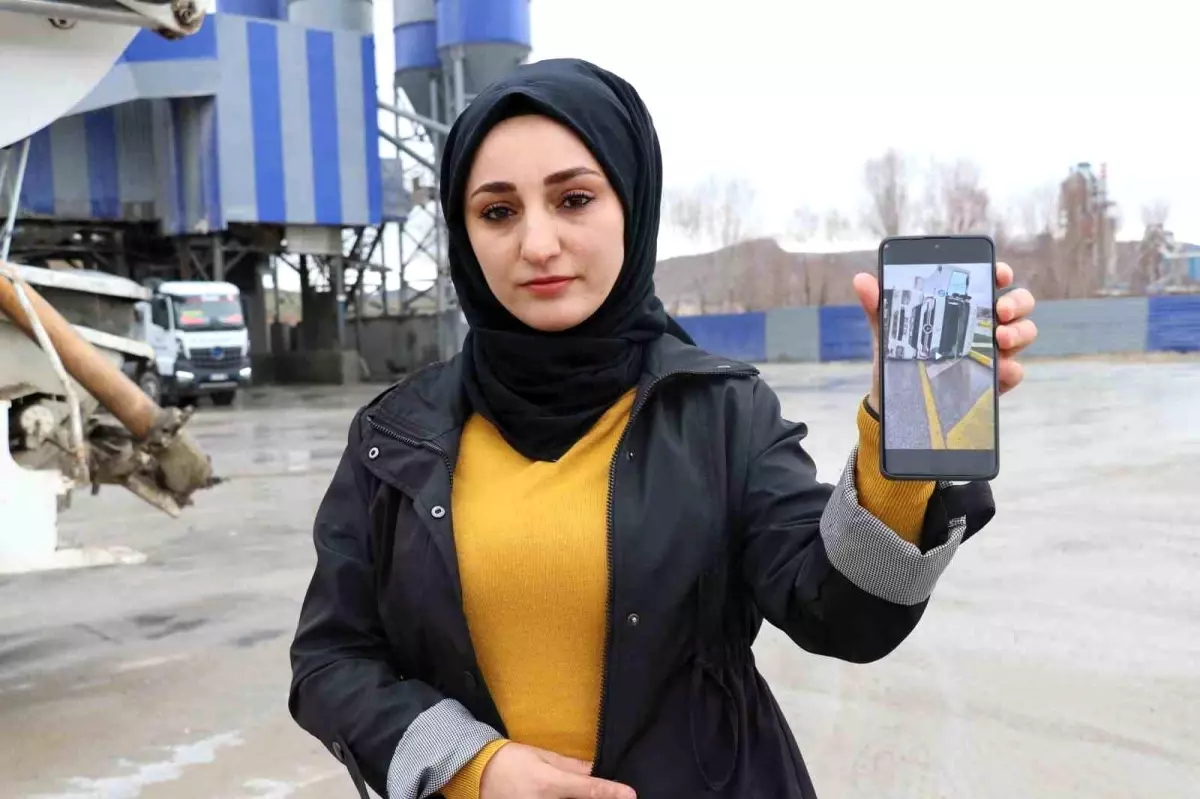 Sivas'ta İlk Kadın Tır Şoförü Kaza Geçirdi.