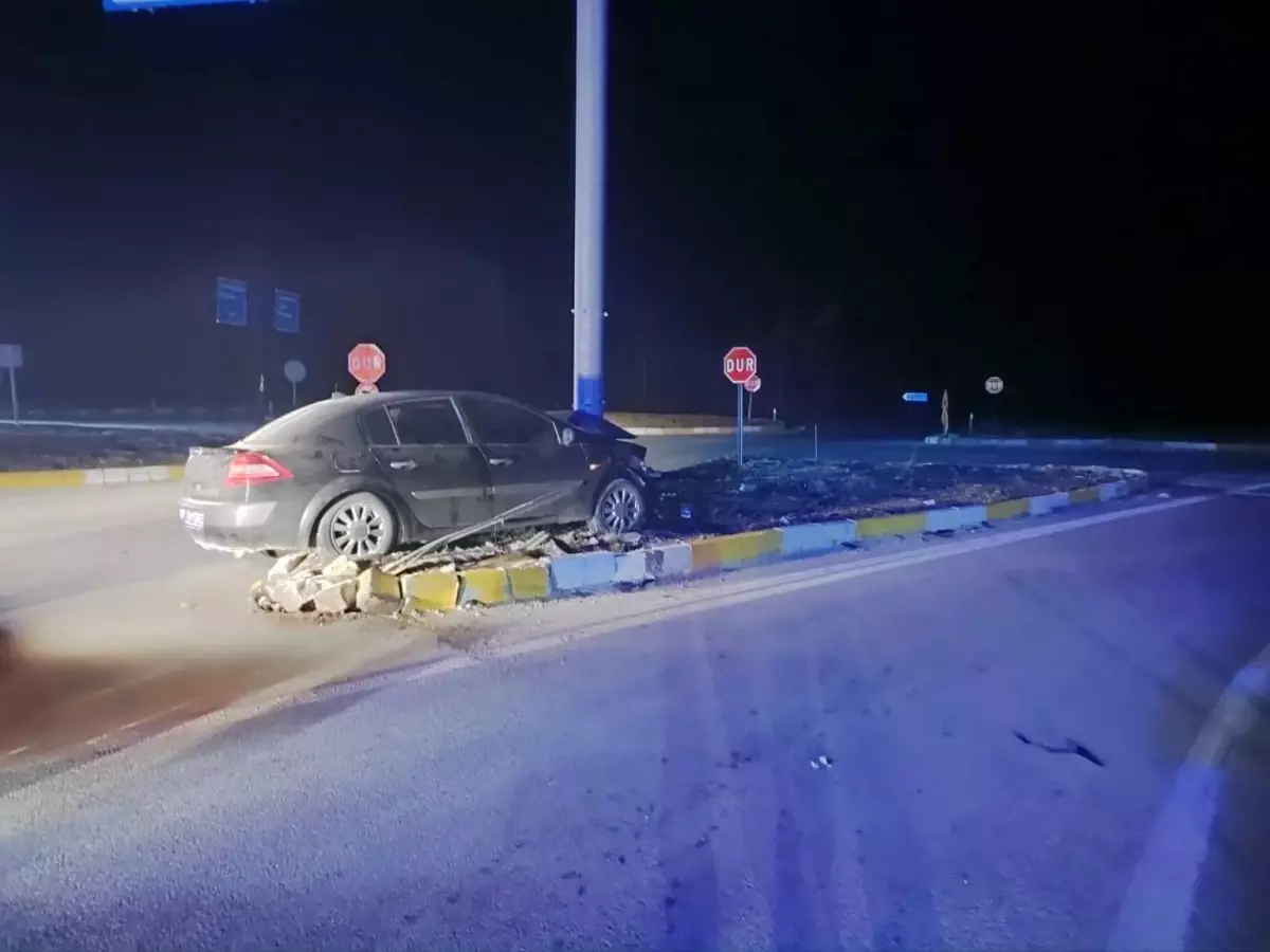 Beyşehir'de Kaza: 3 Kişi Yaralı