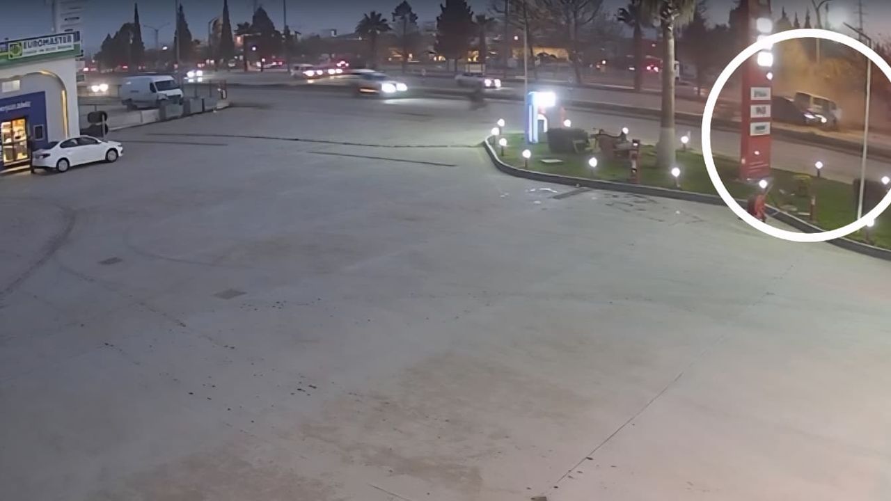 Trafik kazası bölgeyi savaş alanına dönüştürdü.