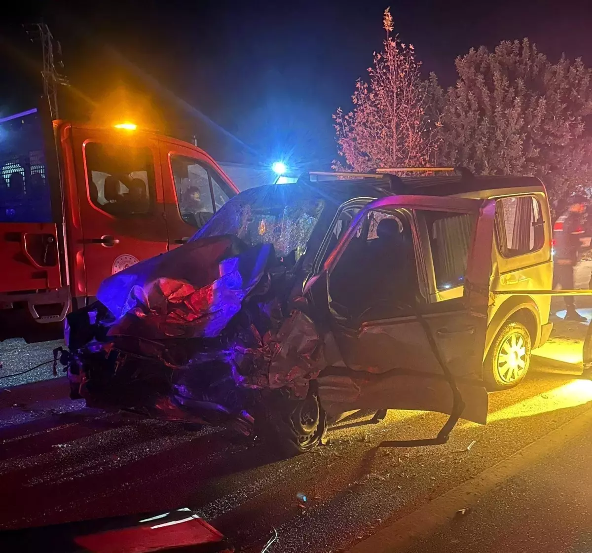 Osmaniye'de Kaza: 3 Kişi Hayatını Kaybetti, 2 Kişi Yaralandı