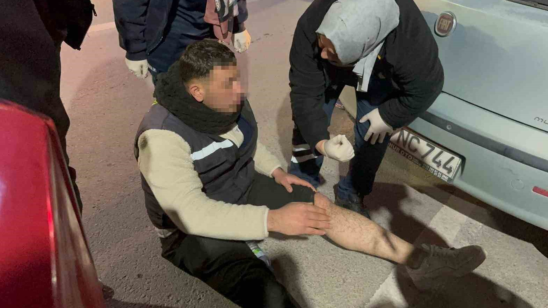 Aksaray'da endişe verici bir kaza: Motorun altına girdi.