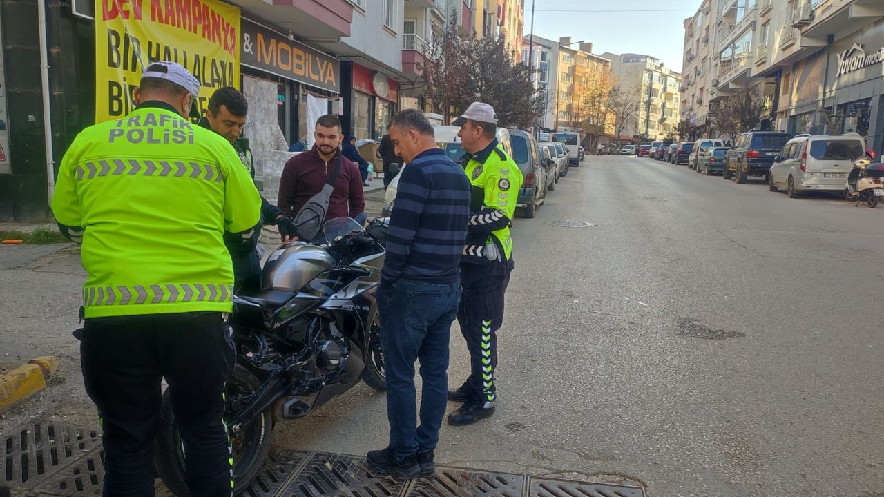 Edirne'de 2 olayda 3 kişi yaralandı.