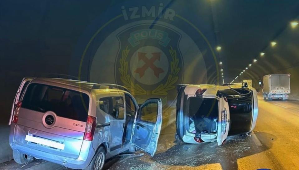 Kaza sonucu trafik yoğunluğu 1 kilometrelik alana yayıldı.