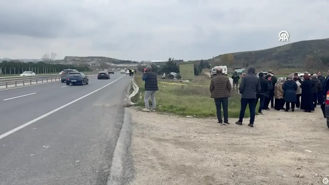 Büyükçekmece'de korkunç kaza: Araç devrilerek 2 kişi öldü