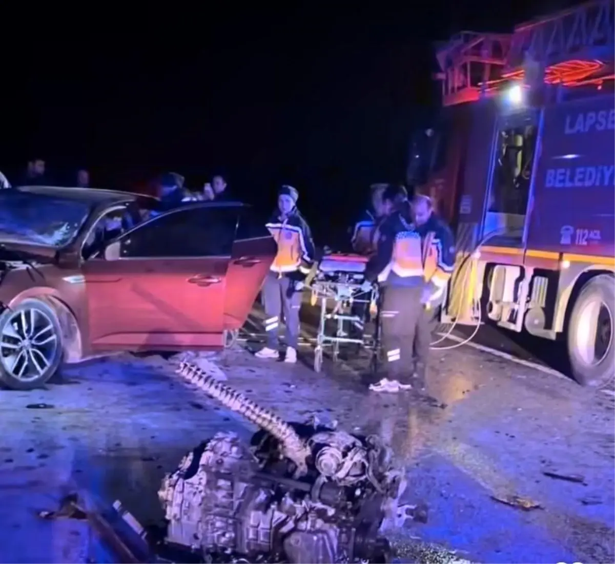 Çanakkale'deki kaza 5 kişinin ölümüne neden oldu.