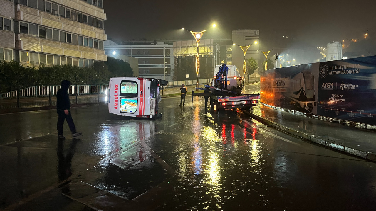 Ambulans kazası: Yaralılar mevcut