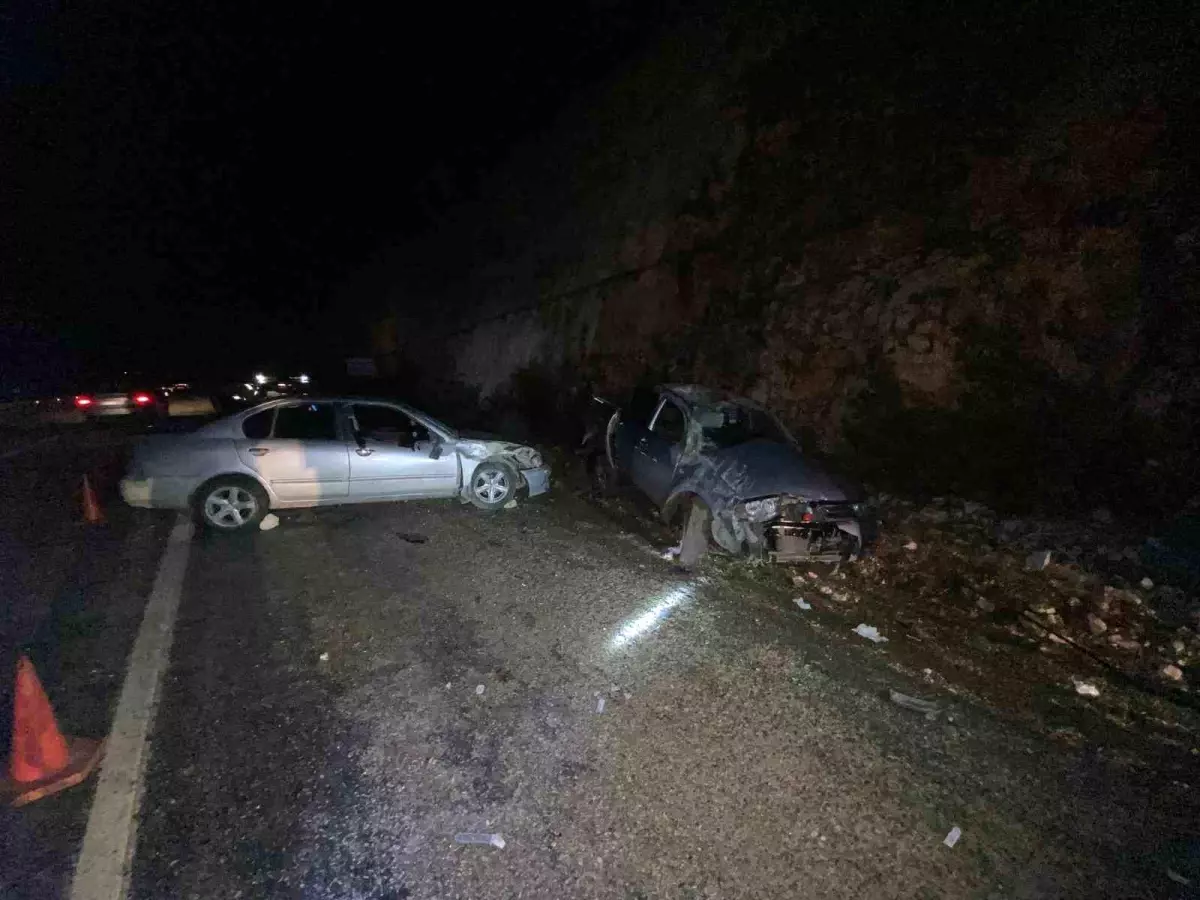 Antalya'da Kaza: 4 Kişi Yaralı