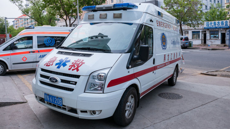 Çin'de trajik kaza: Anaokulu otobüsü göle devrildi... 8 kişi hayatını kaybetti