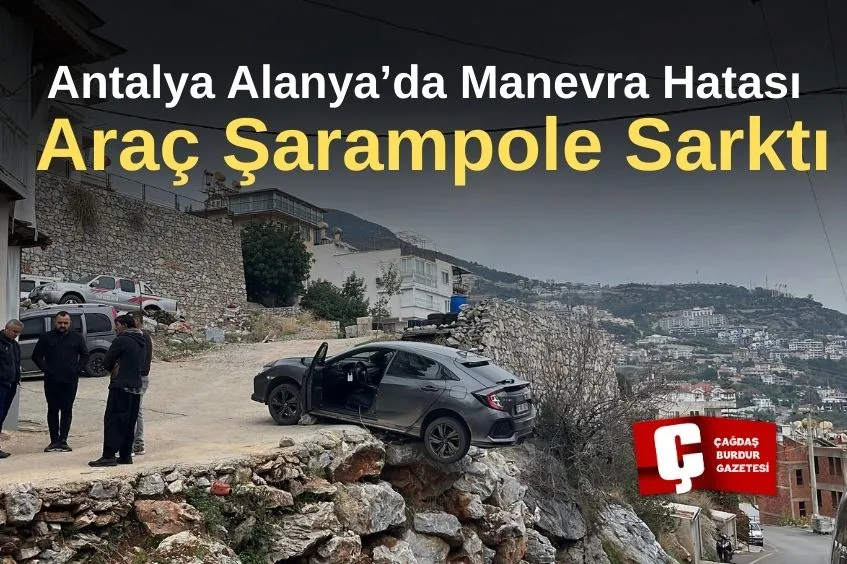Alanya'da Trafik Kazası: SUV Araç Şarampolda Sıkıştı.