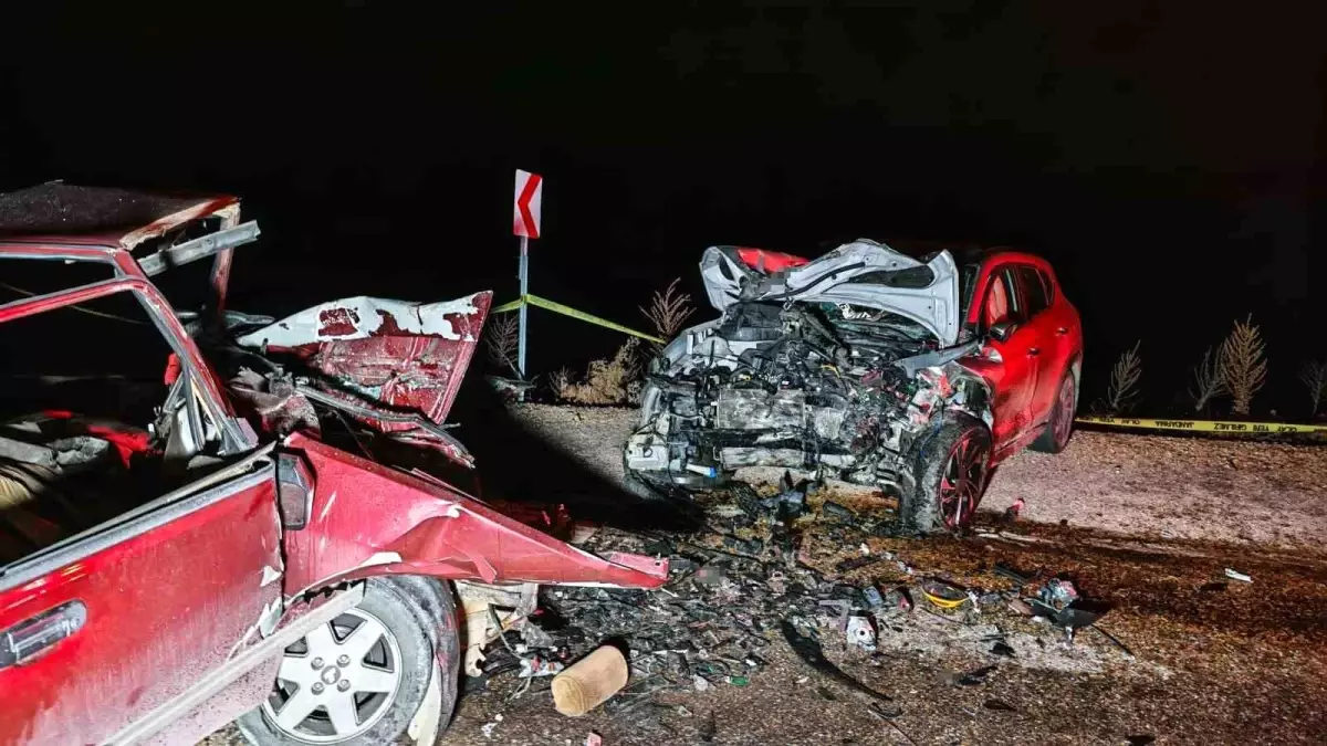 Manisa'da Kaza Sonucu 3 Kişi Hayatını Kaybetti, 1 Kişi Yaralandı